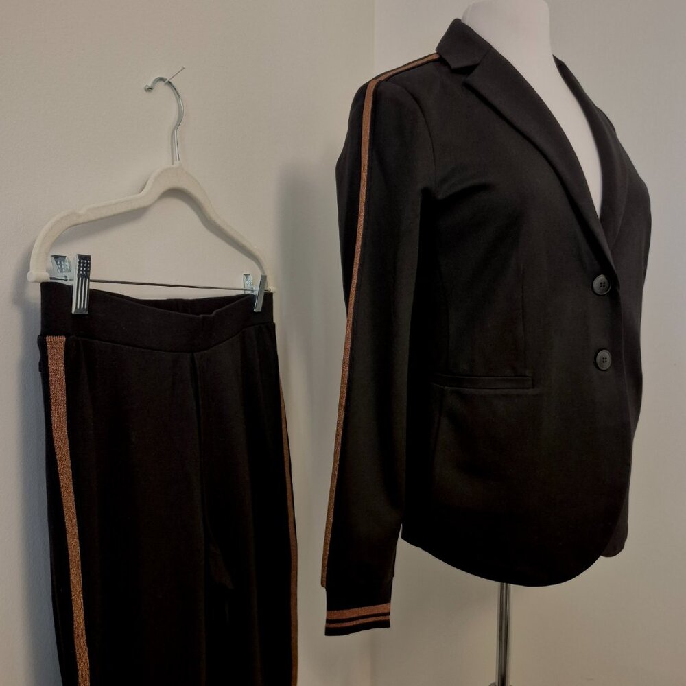 Esqualo Pantsuit Set with Copper Detail - Picture 5 of 8